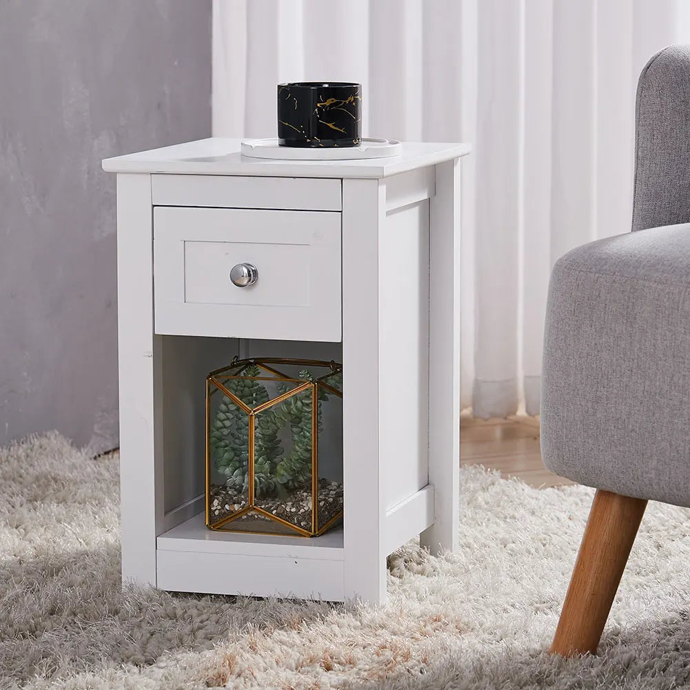 Casssa™ Side Table – Compact, Elegant